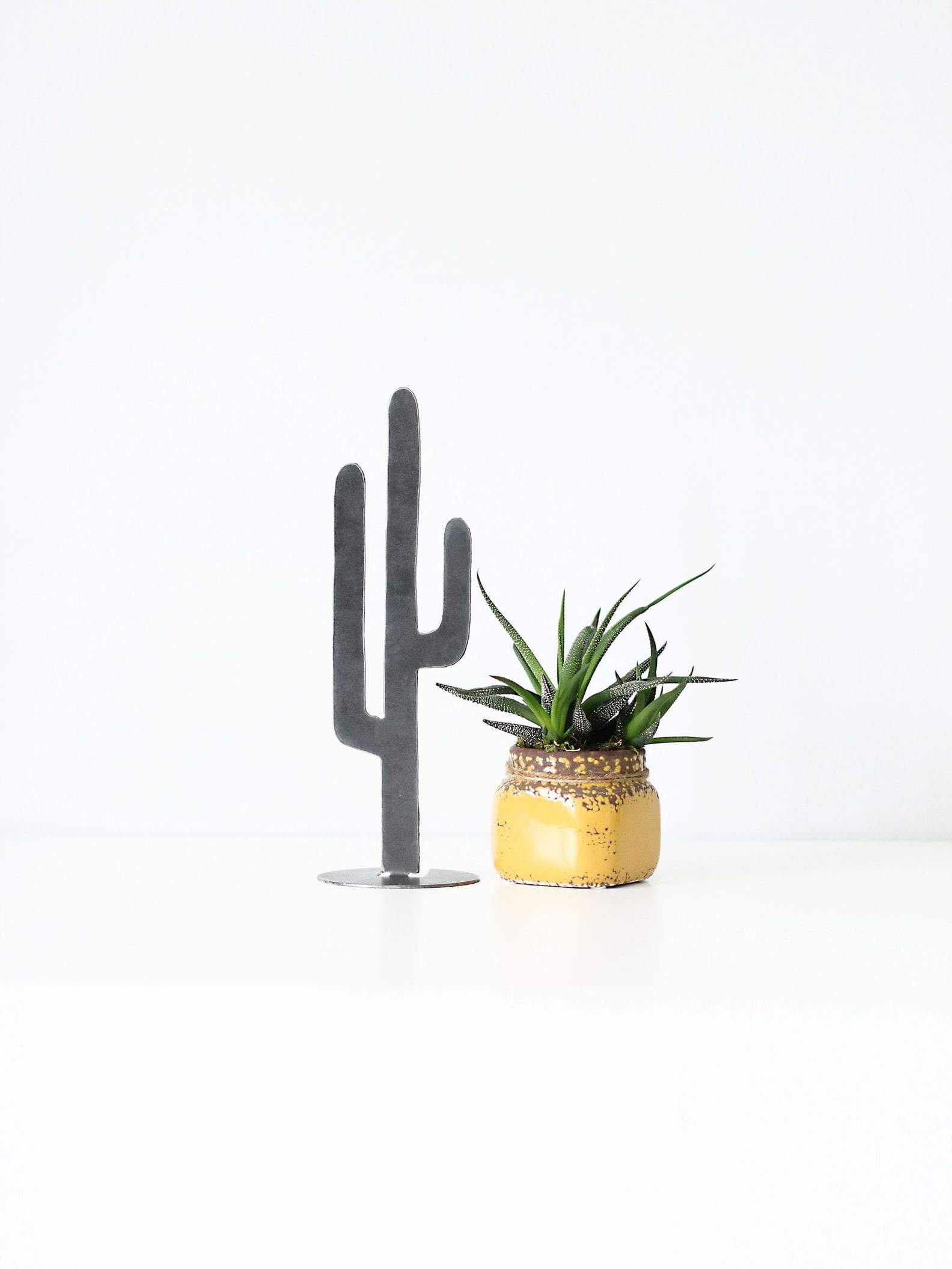 Metal Cactus Silhouette | Medium